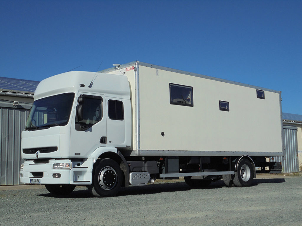 Renault Premium VASP caravane 6 pl