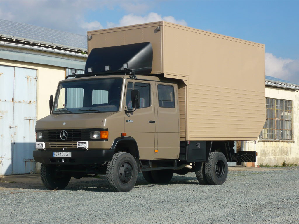 Mercedes 814 doka 4x4