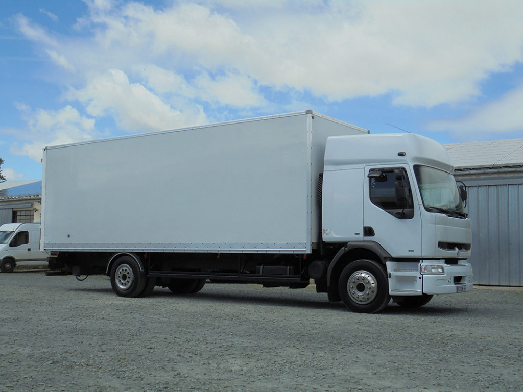 Renault Premium 270 DCI 6 places