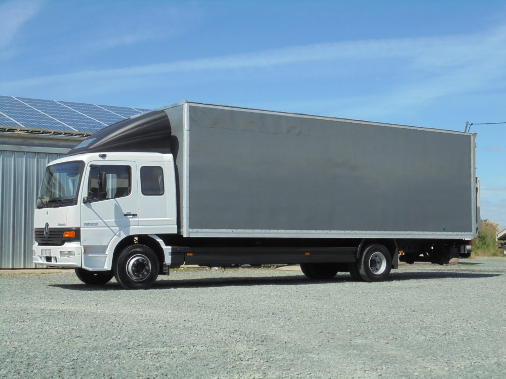 Mercedes Atego 1523 55 m3 4 places