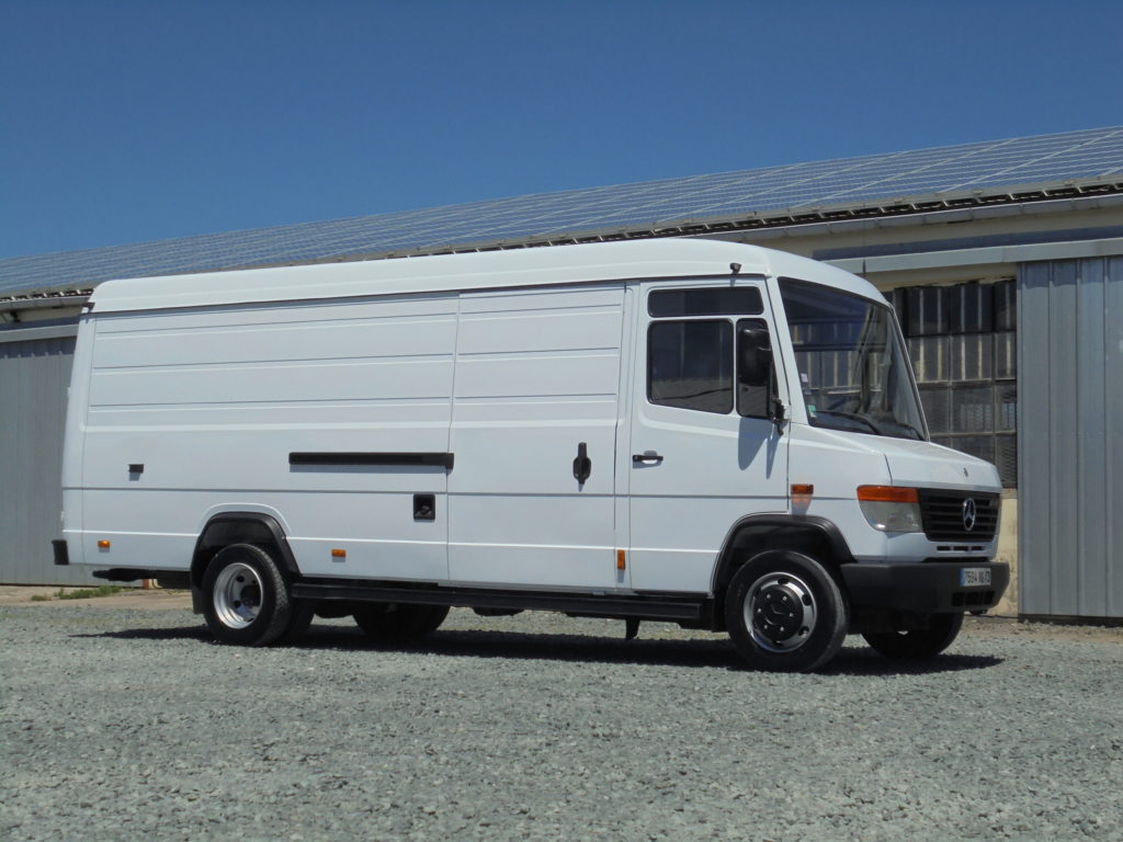 Mercedes Atego 1523 55 m3 4 places