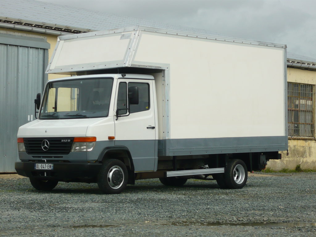 Mercedes 512 Vario caisse capucine