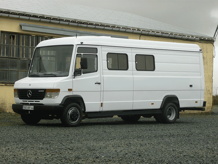 Mercedes 614 Vario triple cabine