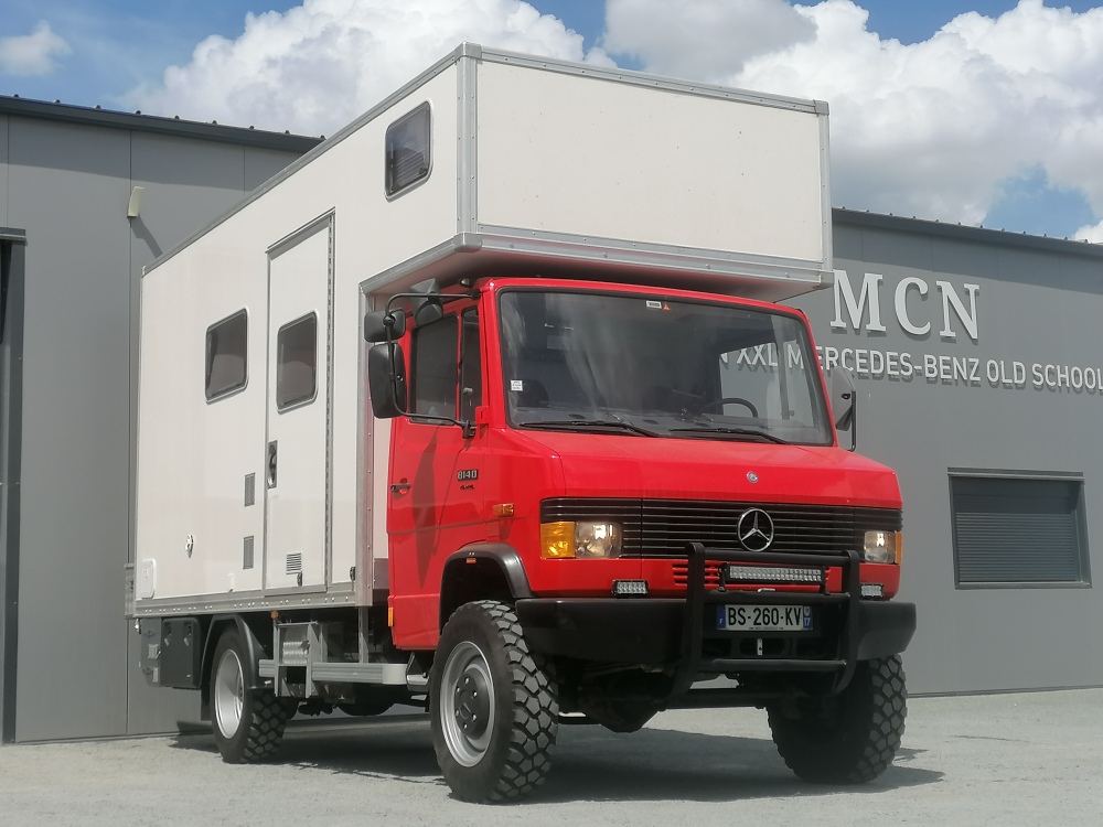 Mercedes 814D Vario 4x4 aménagé camping car