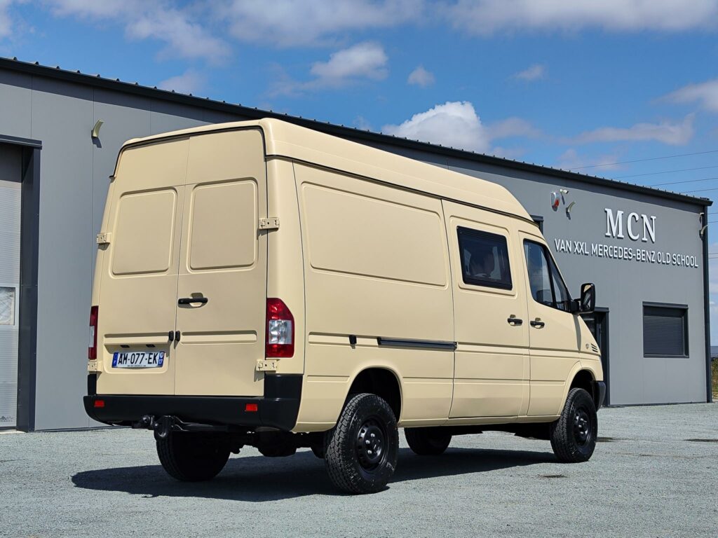 Mercedes 311 CDI Sprinter 4x4 W903 fourgon - Préparation complète