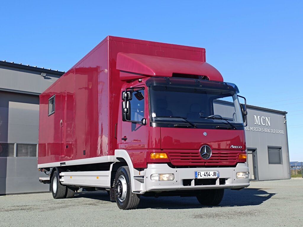 Mercedes 1223 Atego camion aménagé autonome