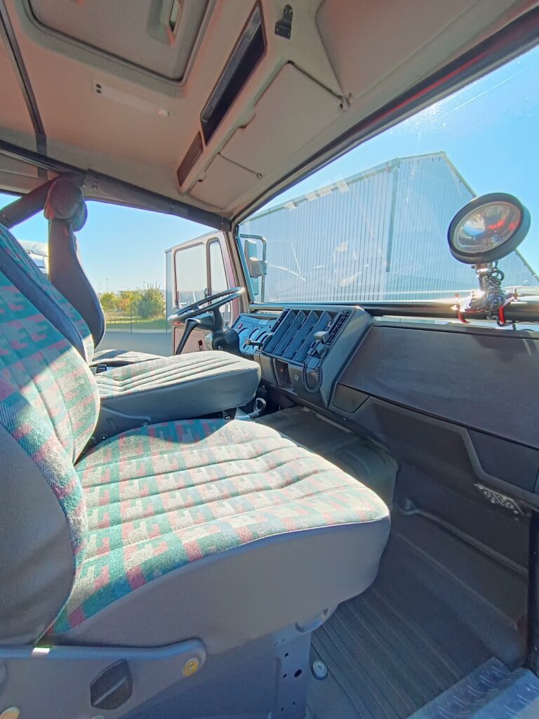 Mercedes 1824 AK / SK 4x4 - Camion d'expédition