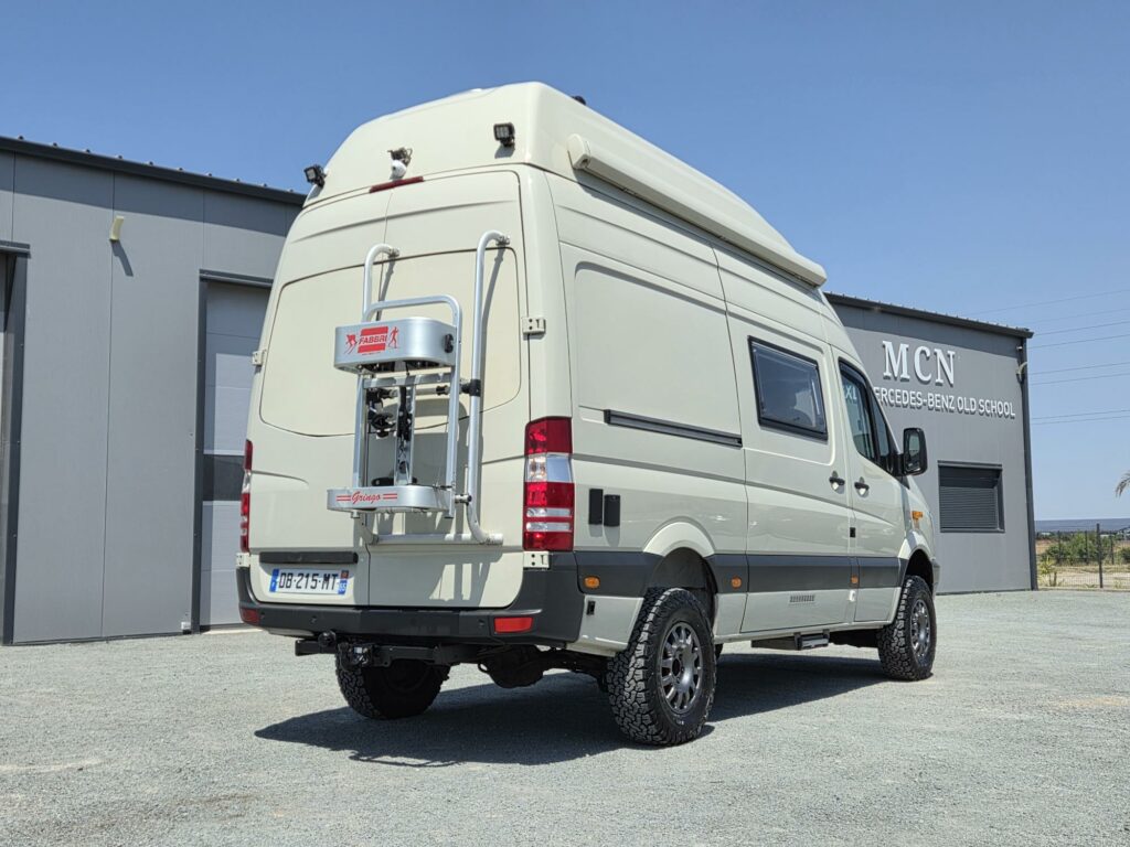 Mercedes 319 CDI Sprinter 4x4 aménagé