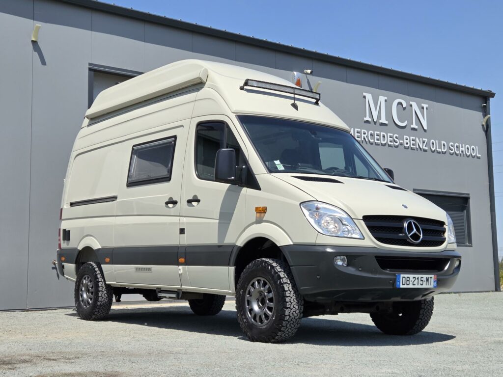Mercedes 319 CDI Sprinter 4x4 aménagé