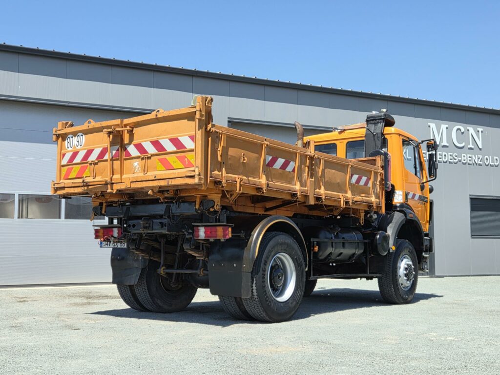 Mercedes 2024 AK - SK 4x4 - Tri-benne