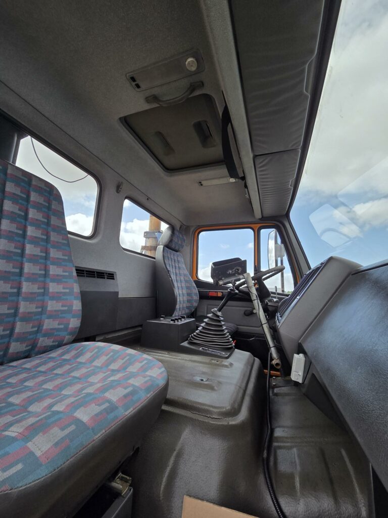 Mercedes 2024 AK - SK 4x4 - Tri-benne