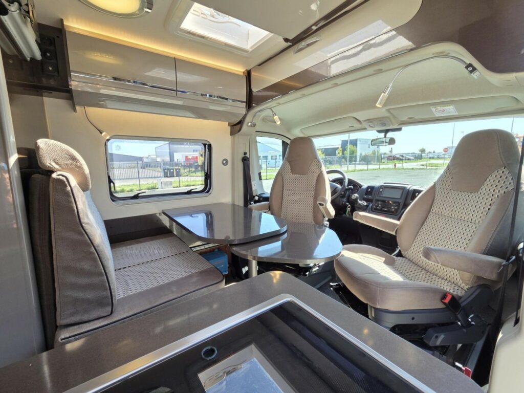 Fiat Ducato 4x4 Dangel - Hobby Vantana K60FT Luxe Edition