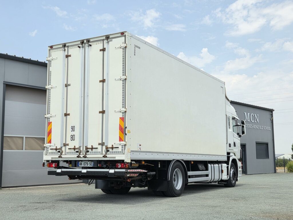 Scania R360 + remorque autoportée SRT